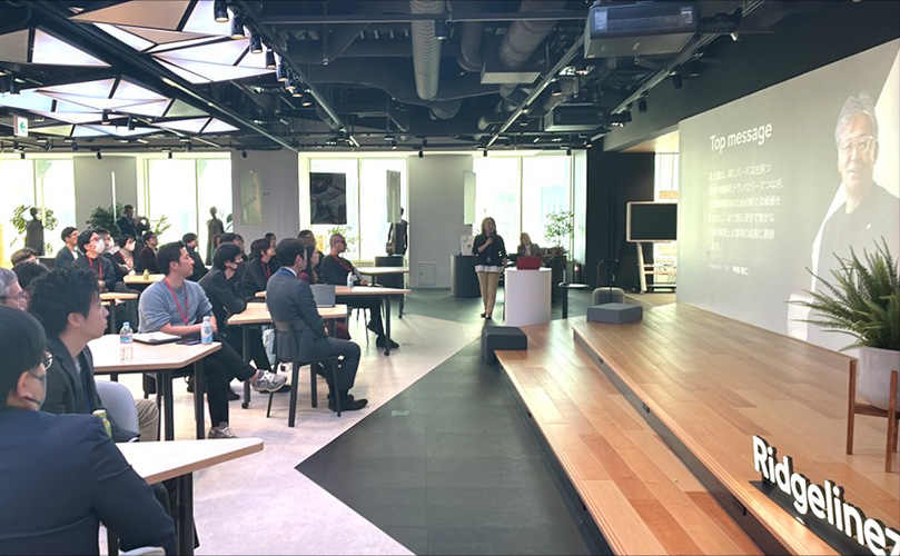 FUjitsuの取り組み紹介の様子