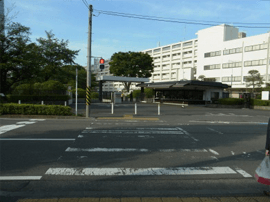 車椅子を使用される方へのご案内の画像