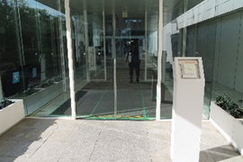 車椅子を使用される方へのご案内の画像