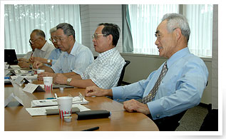 当時を振り返りながら語られるOBの方々