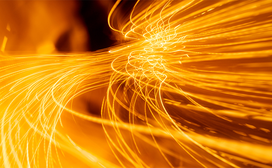 弧を描いて光弧流動的に流れている様子