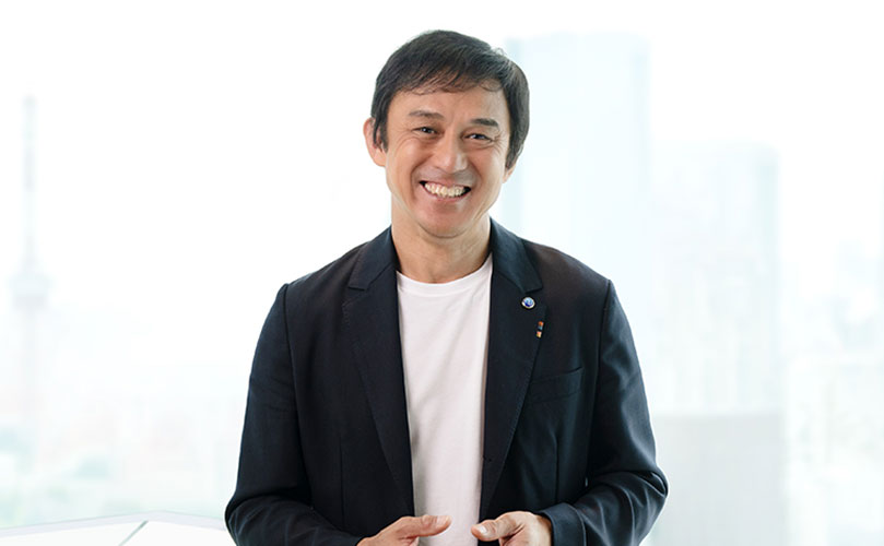 a profile photo of Yoshinami Takashashi