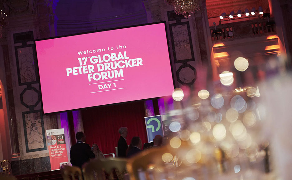 Das „2025 Global Peter Drucker Forum“ fand in der Wiener Hofburg statt.