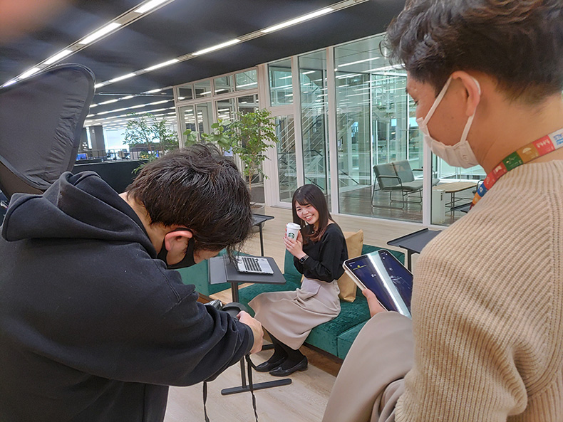 プロフィール写真の撮影会の様子