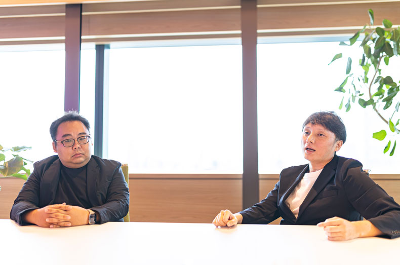議論する内田 茂樹 氏と今井 悟史