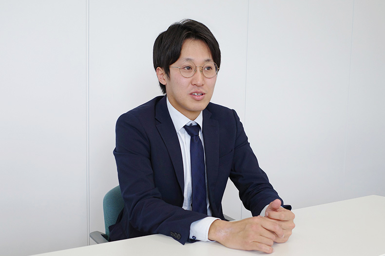 富士通株式会社 パブリック事業本部 TC事業部 國信 佳祐