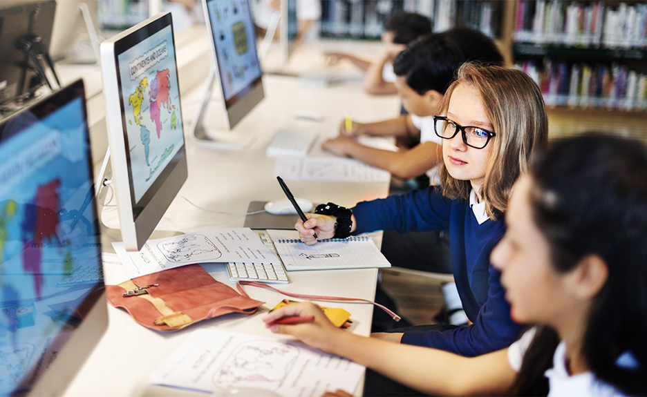 Fujitsu Computer Vision Fujitsu beim Girls’Day 2024: Workshop „Stadtvisionen in 3D“ | Fujitsu ...