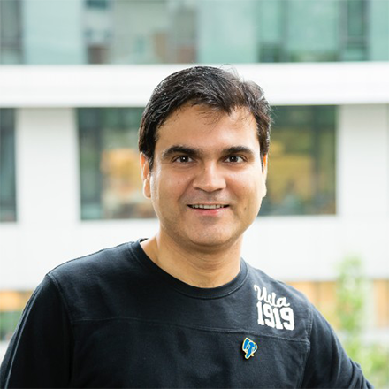 FUJITSU Limited Software Open Innovation Business Unit Data Management Division Senior Director Amit Kapila