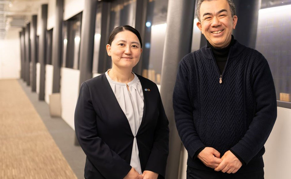 Dr.Noboru Koshizuka(Professor, Interfaculty Initiative in Information Studies / Director, Institute of Infrastructure Application of Ubiquitous Computing, The University of Tokyo, Chair of Green x Digital Consortium) and Dr.Tomoko Konishi-Nagano, Senior manager, Global Solution Business Group, Strategy & Transformation Unit, Fujits, who is in charge of the project