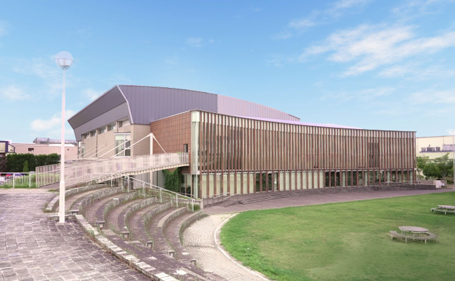 三田市立図書館外観