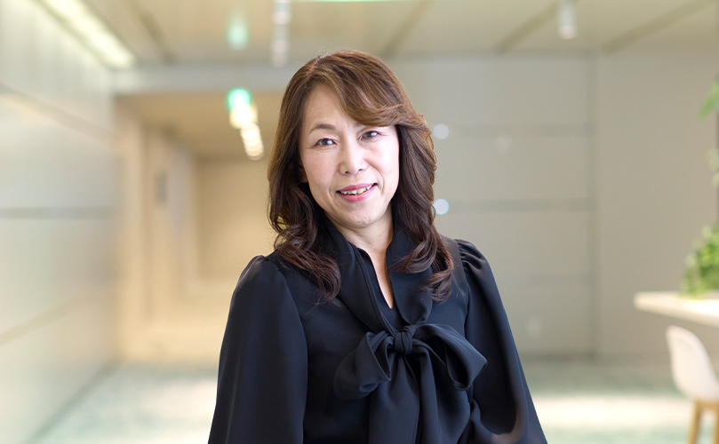 執行役員副社長 COO(サービスデリバリー)島津 めぐみの写真