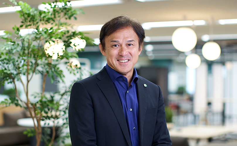 Photo of Yoshinami Takahashi, Corporate Executive Officer, Corporate Vice President, COO (in charge of Fujitsu Uvance)