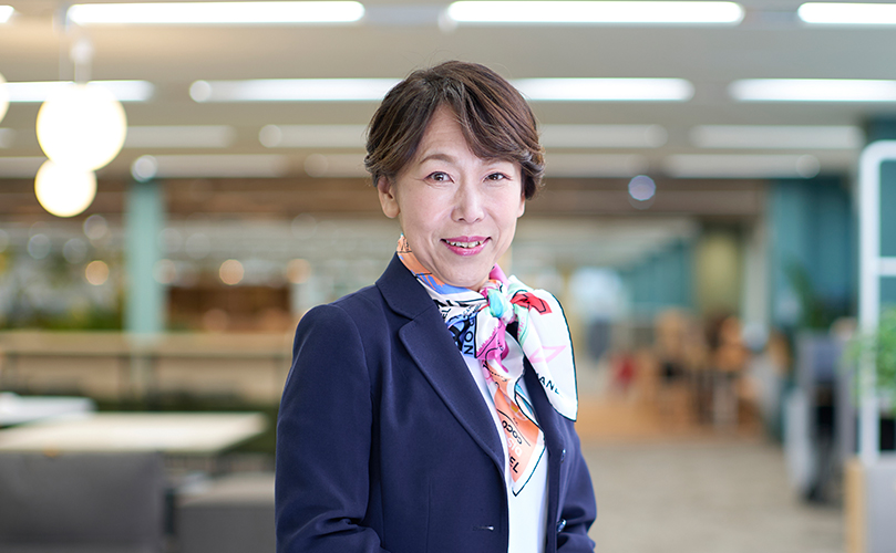 Photo of Megumi Shimazu, Corporate Executive Officer, Corporate Vice President, COO (in charge of Service Delivery)