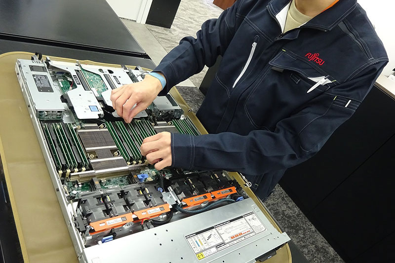 迅速なオンサイト保守対応-03