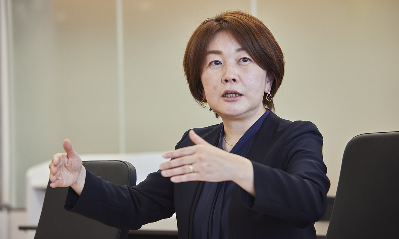 担当課長代理 古川明美様