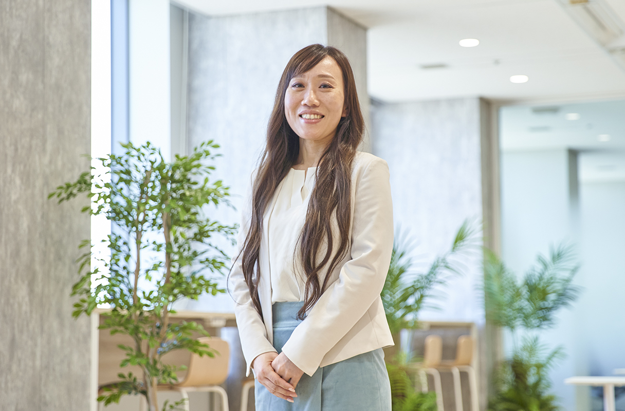ビジネスプロデュース本部 出井 英恵