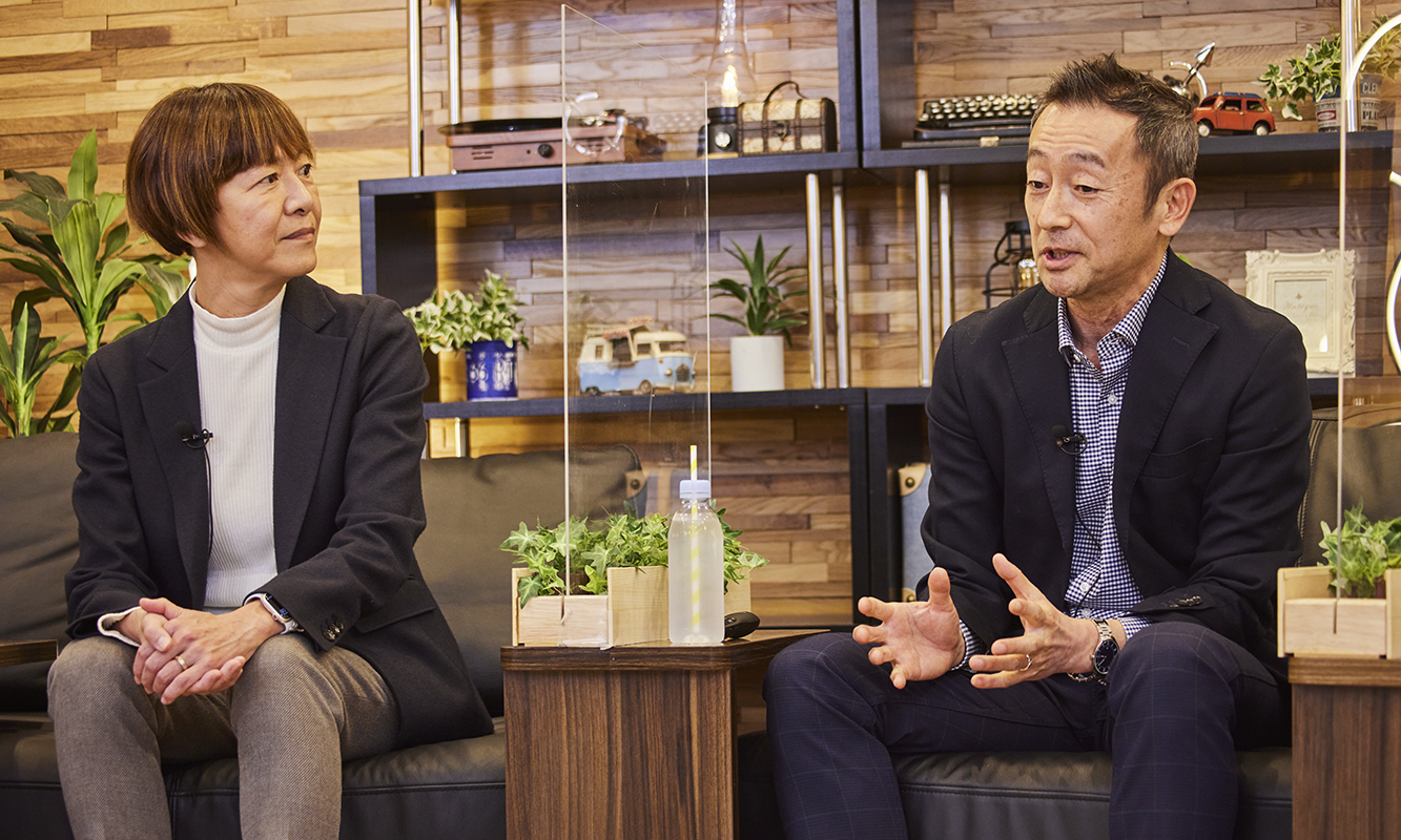 (左から)三原乙恵、今村優之氏