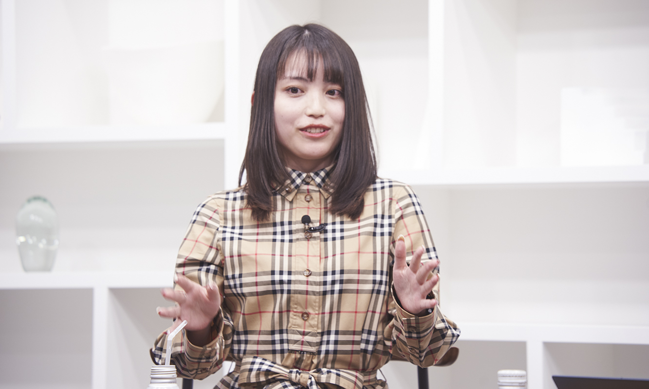 富士通株式会社 岡安 明香