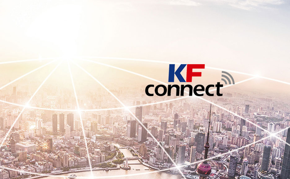 都会のビル群を上空から捉えた写真で、その上に白い光の線でできたネットワーク様の図形が重なり、KF connectが浮かぶ。