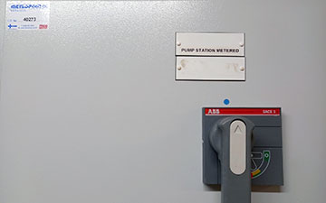 Switching Mechanism to enable Fujitsu Datacenter UPS to power local water pumps in the event of a flood (United Kingdom)