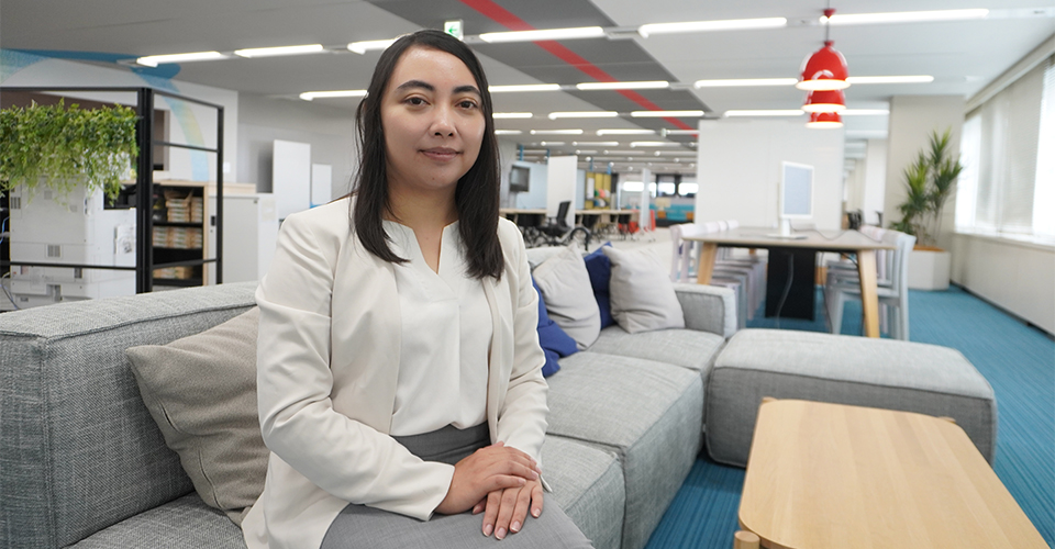 リナ・セプテイアナ 顔写真