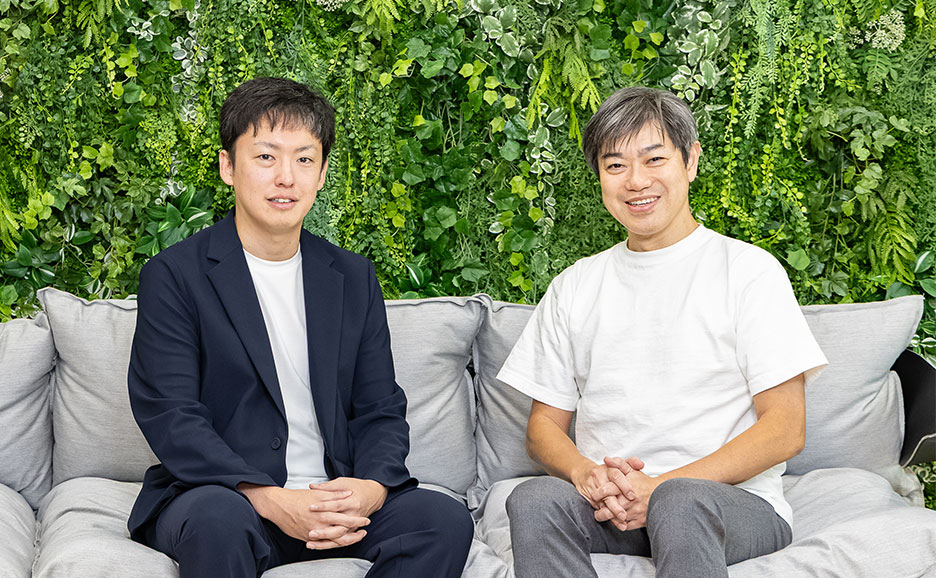 Satoshi Mihara and Takeshi Sato