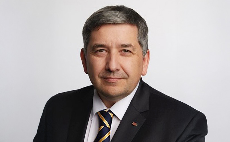 Nick Cowell, Principal Consultant, technologist with expertise in satellite communication and imaging.